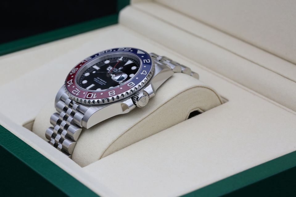 Rolex GMT Master II 126710 BLRO Image 6